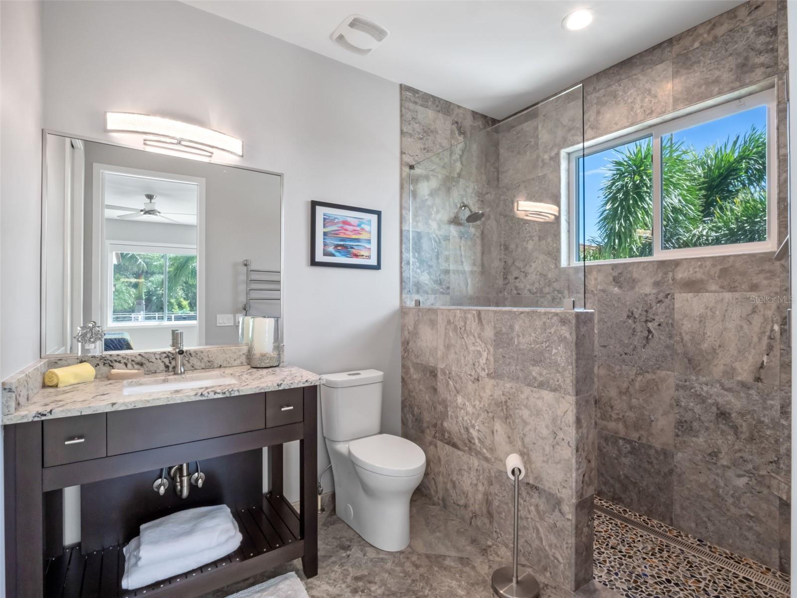 O6350479 Property Photo