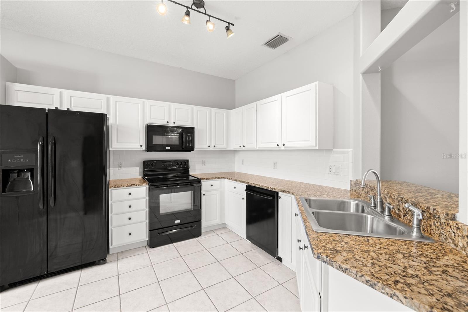 1261 MILLBROOK CIR, BRADENTON, FL, 34212