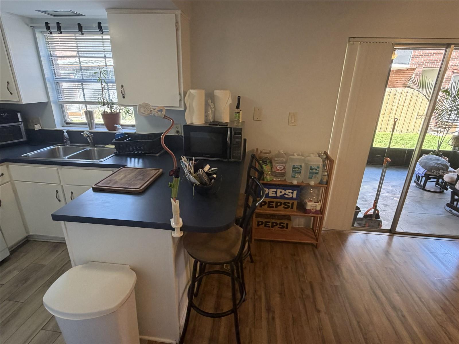 8520 9TH WAY N #B, ST PETERSBURG, FL, 33702