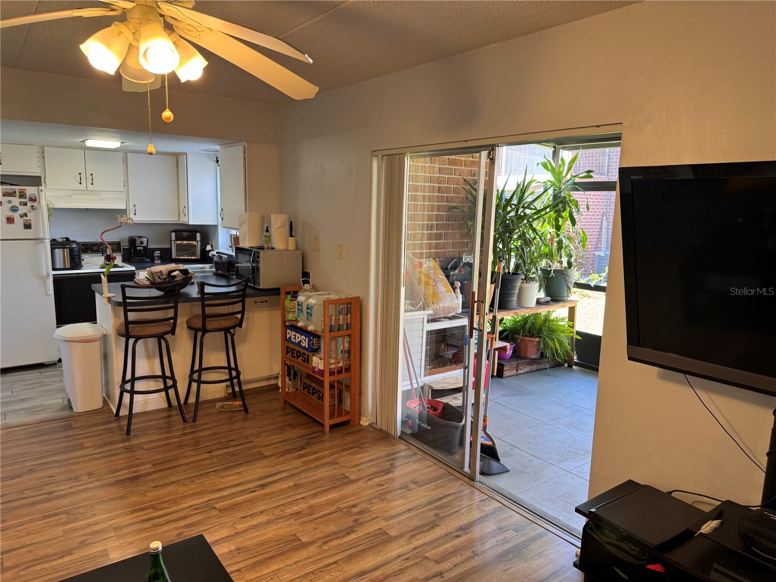 8520 9TH WAY N #B, ST PETERSBURG, FL, 33702