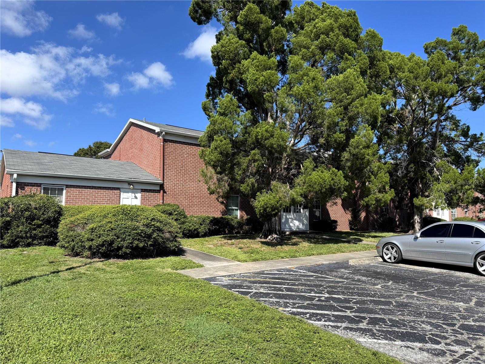 8520 9TH WAY N #B, ST PETERSBURG, FL, 33702