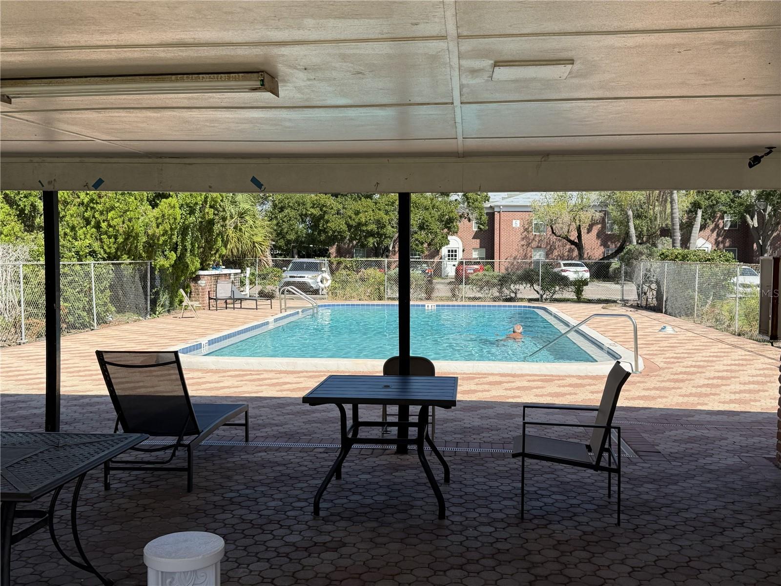 8520 9TH WAY N #B, ST PETERSBURG, FL, 33702