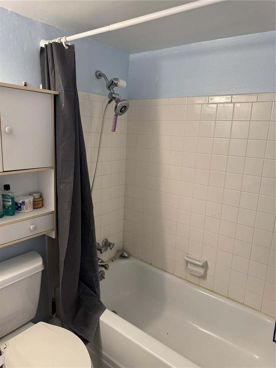 8520 9TH WAY N #B, ST PETERSBURG, FL, 33702