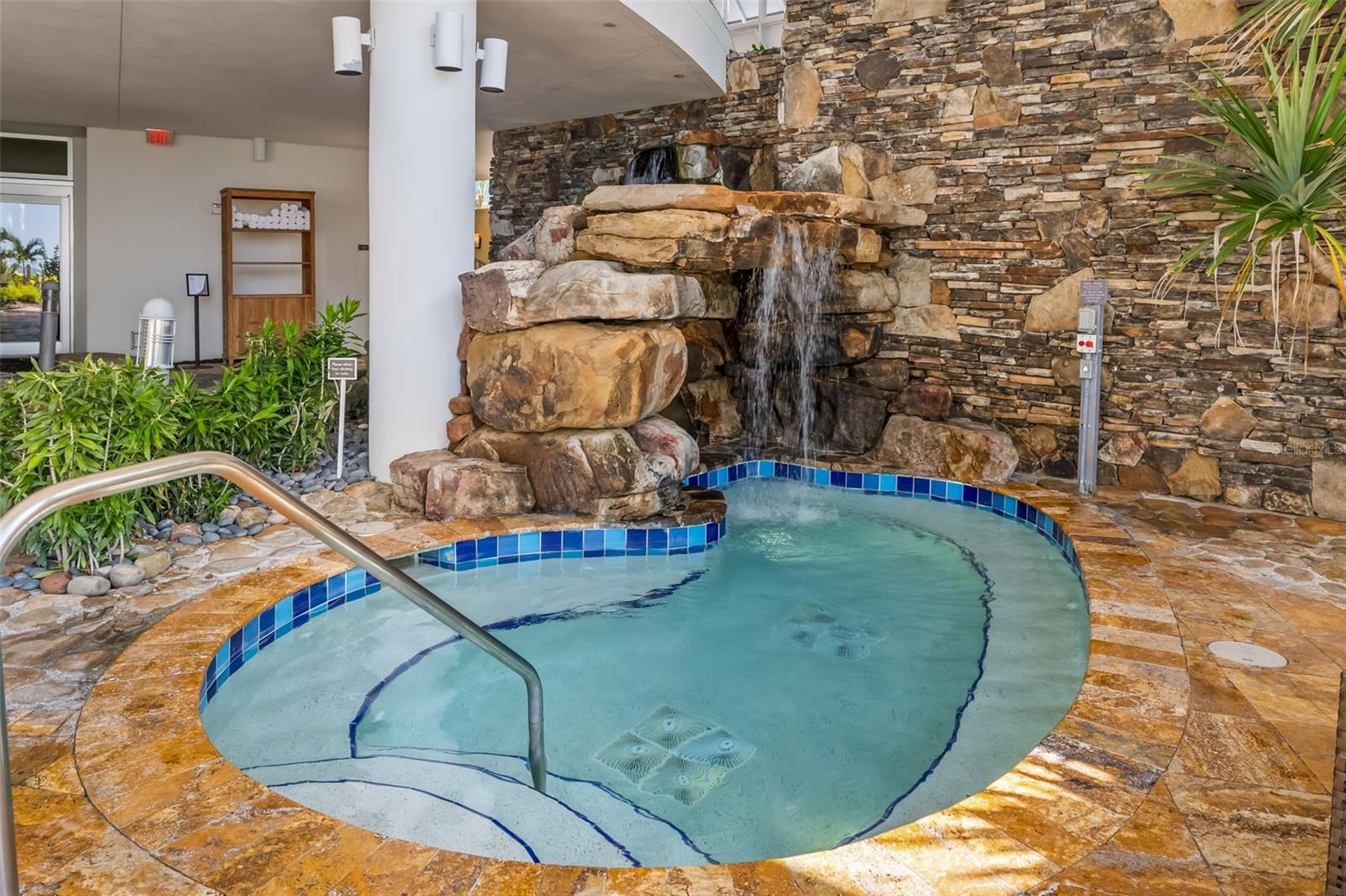 A4667661 Property Photo