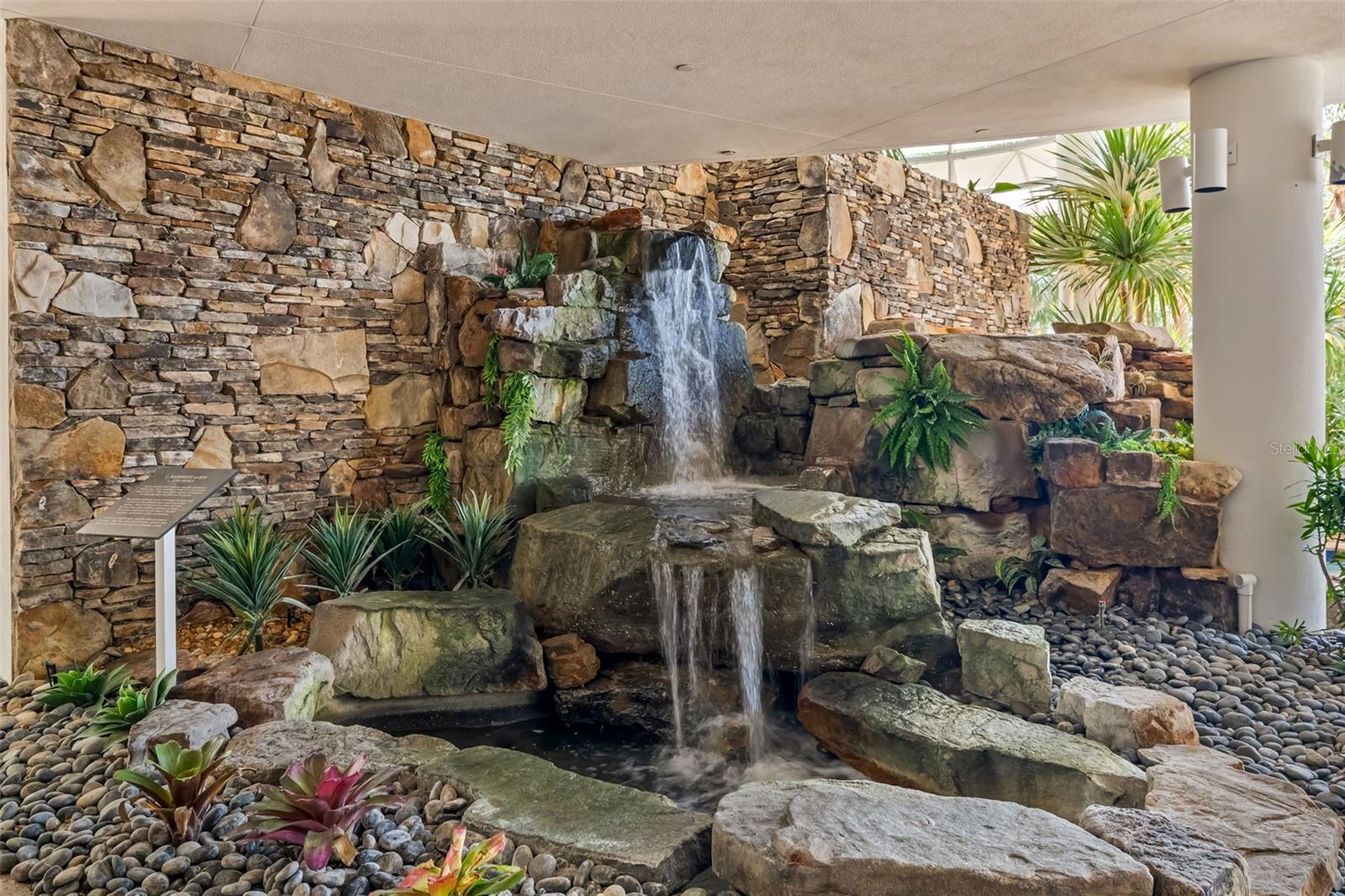 A4667661 Property Photo