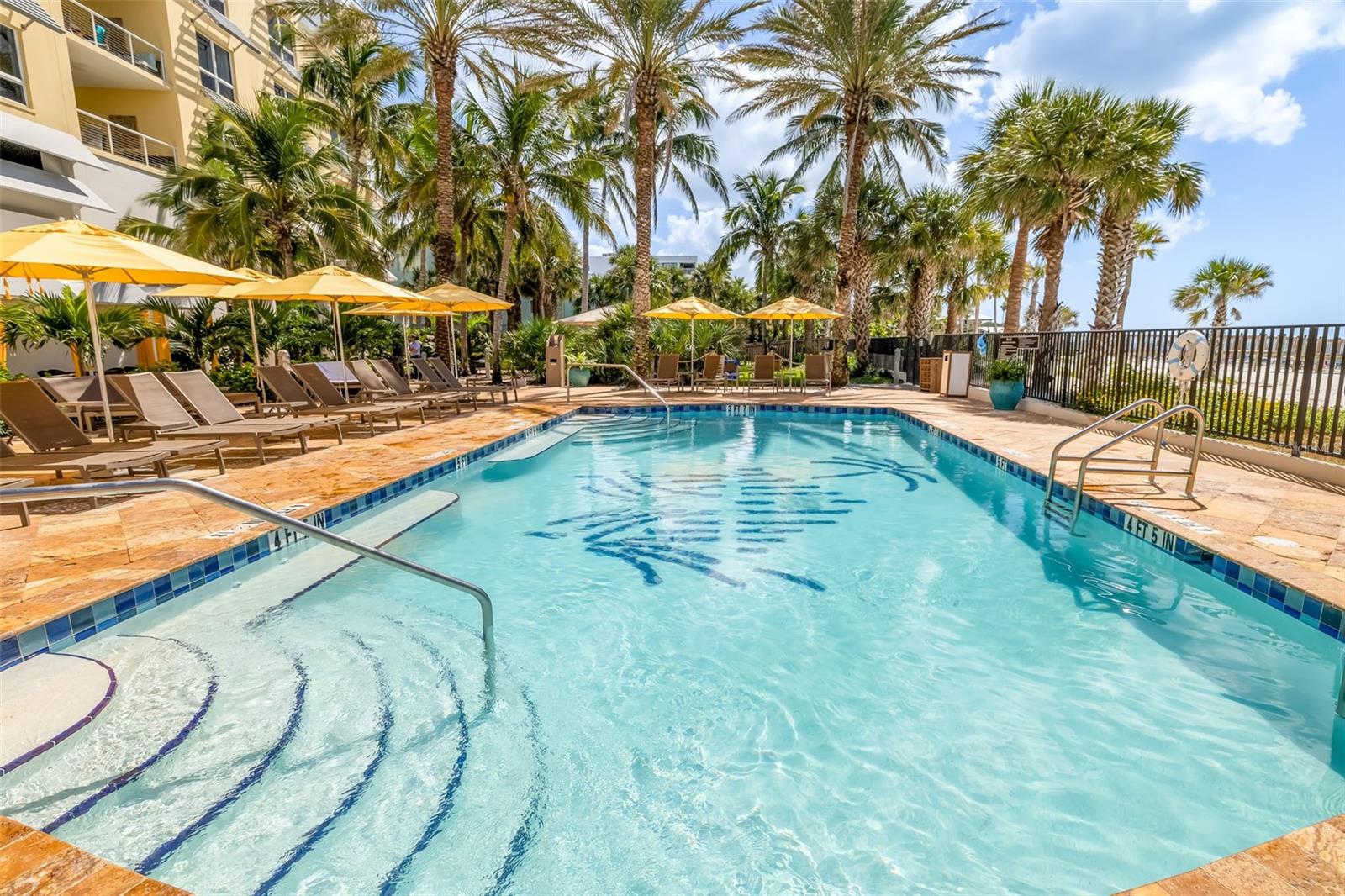 A4667661 Property Photo