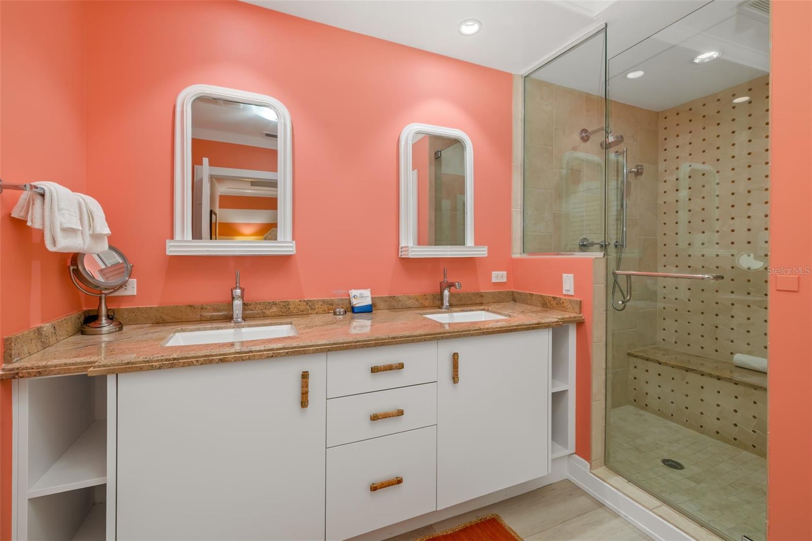 A4667661 Property Photo