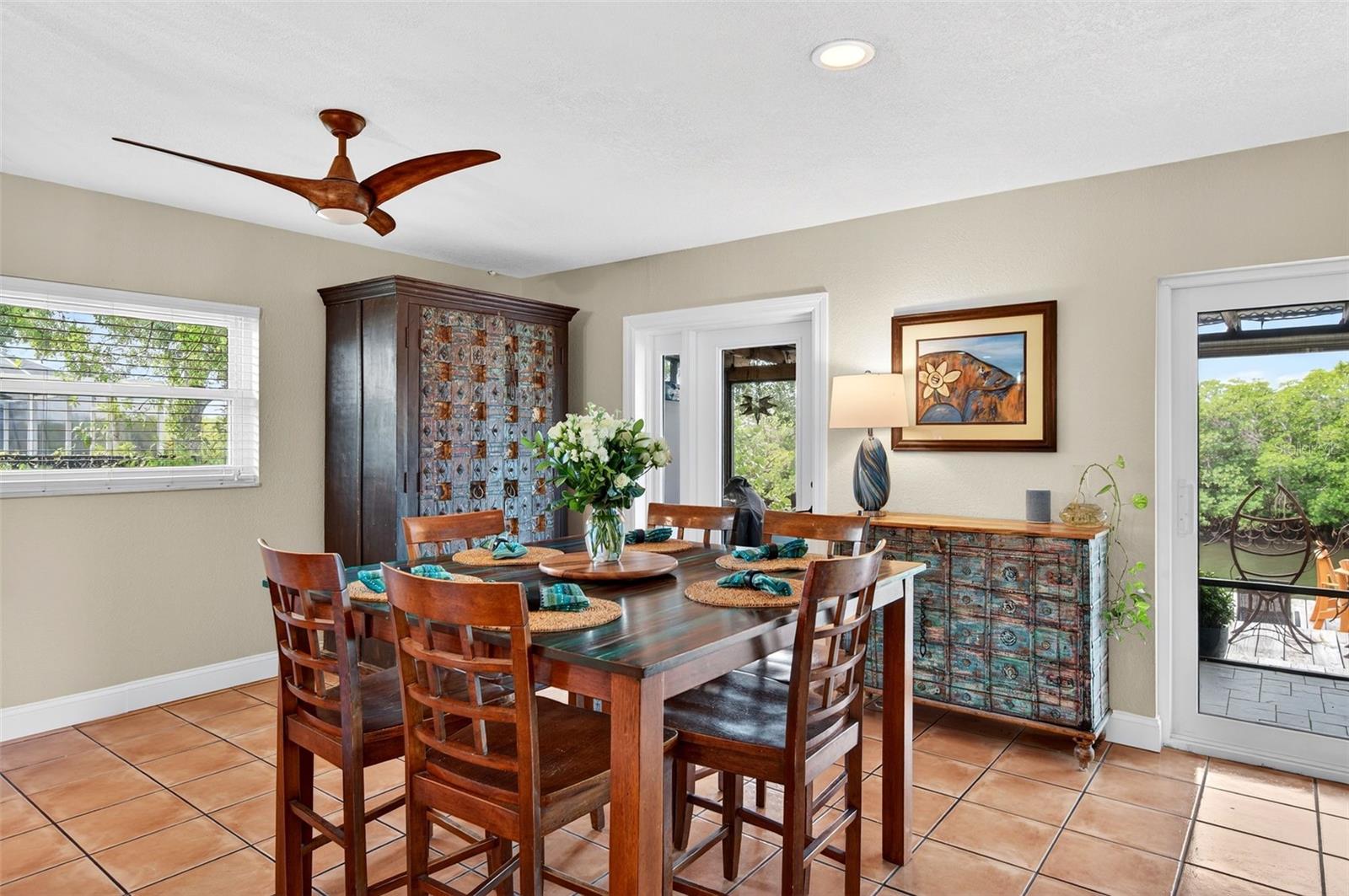 4624 BAY CREST DR, TAMPA, FL, 33615