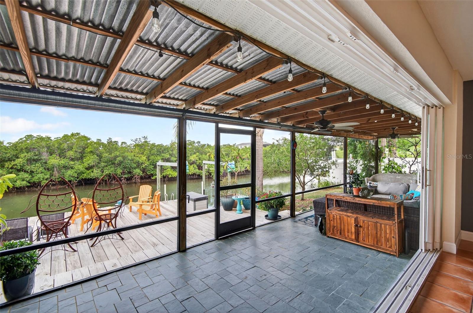 4624 BAY CREST DR, TAMPA, FL, 33615