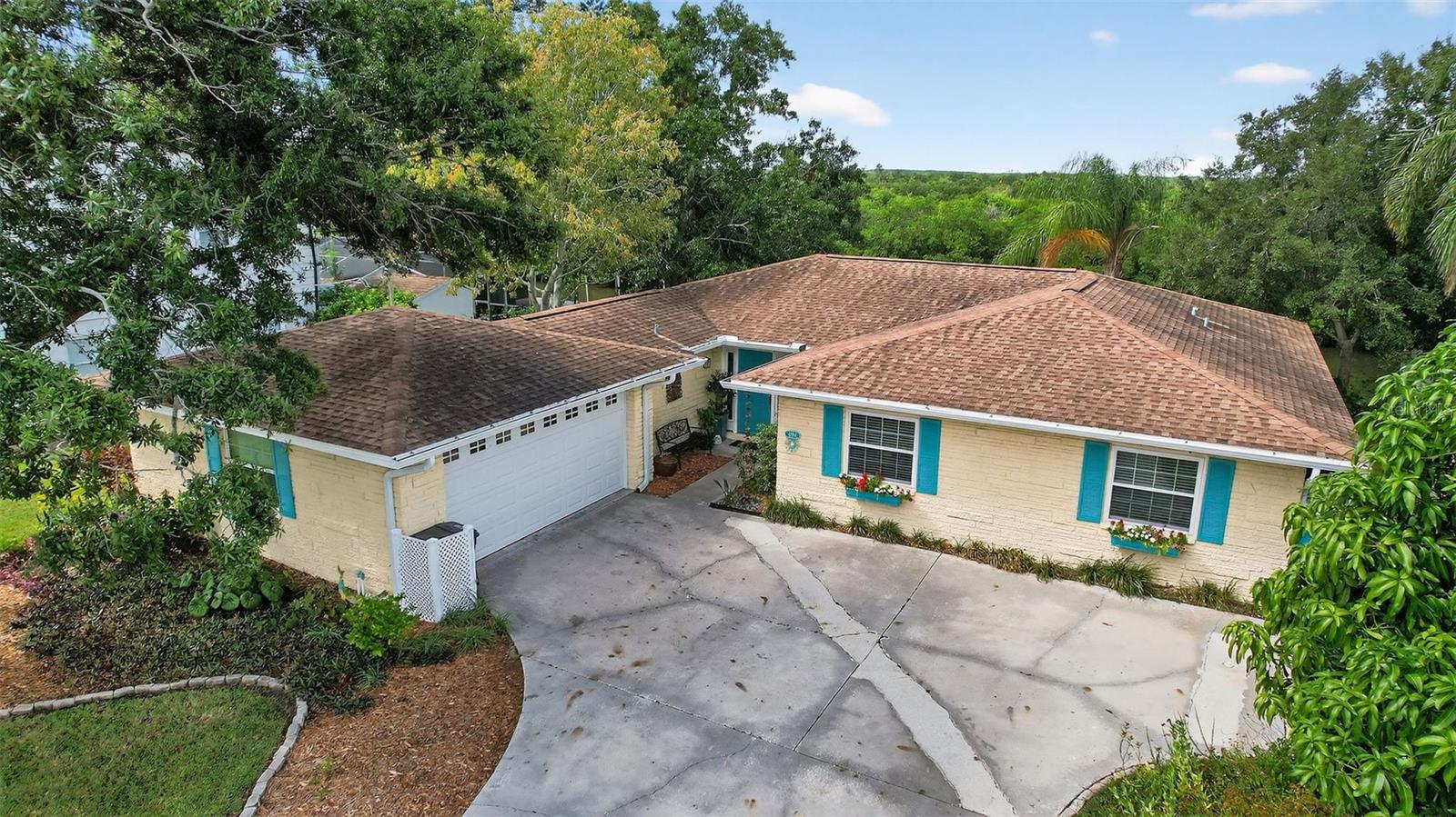 4624 BAY CREST DR, TAMPA, FL, 33615