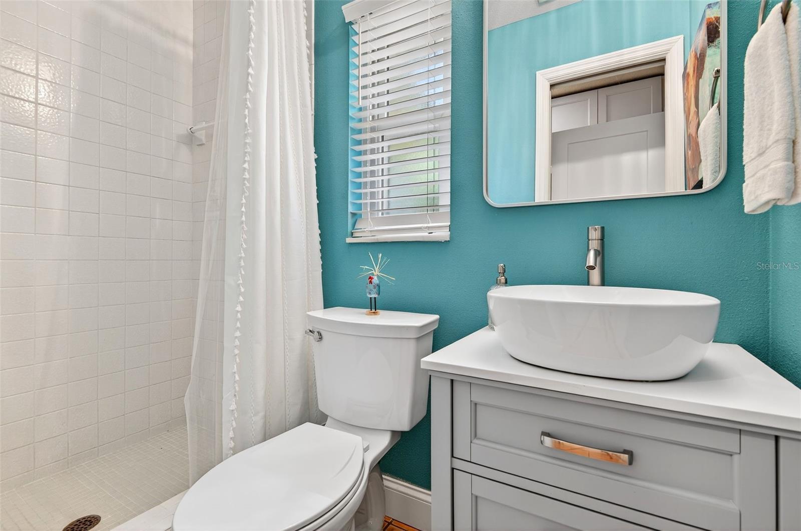 4624 BAY CREST DR, TAMPA, FL, 33615