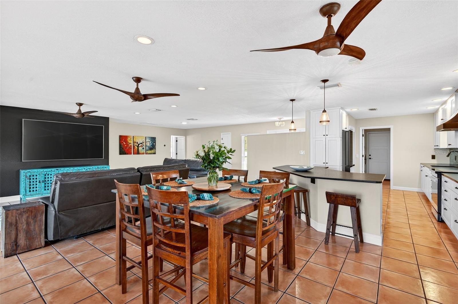 4624 BAY CREST DR, TAMPA, FL, 33615