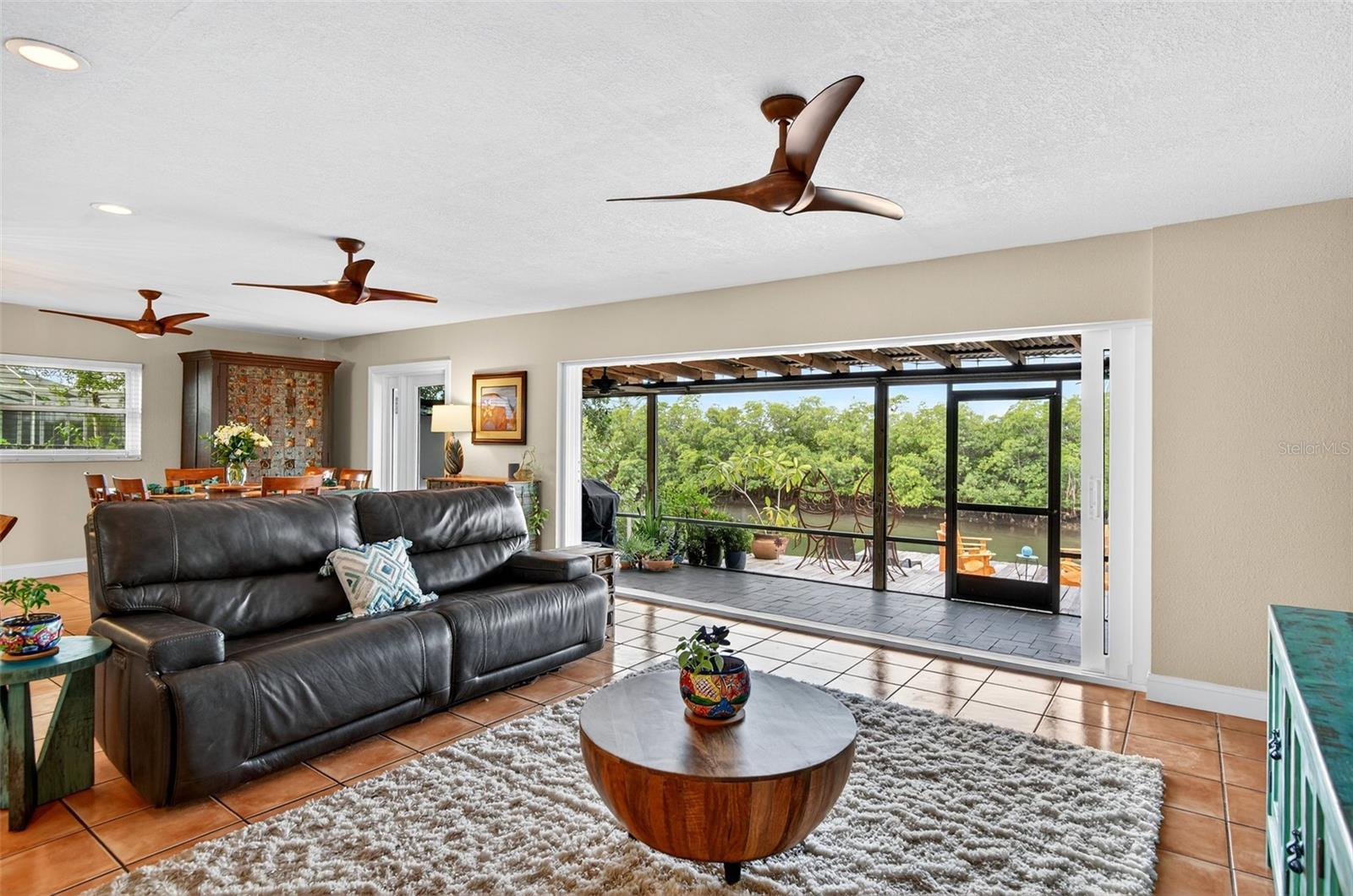 4624 BAY CREST DR, TAMPA, FL, 33615