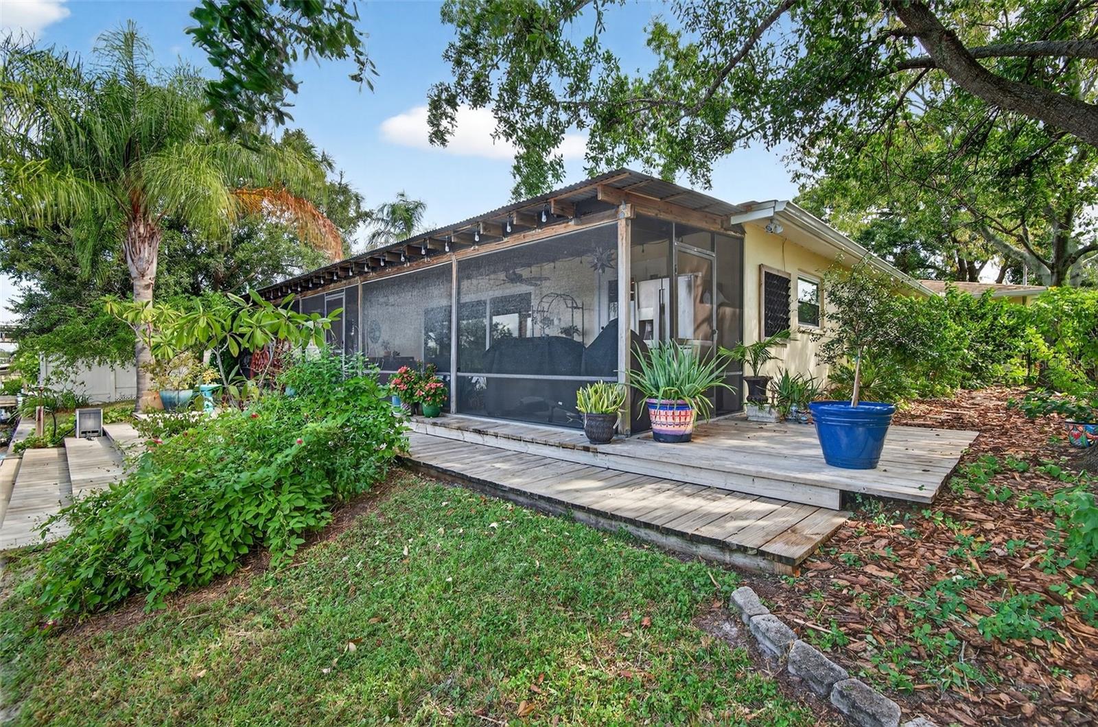 4624 BAY CREST DR, TAMPA, FL, 33615