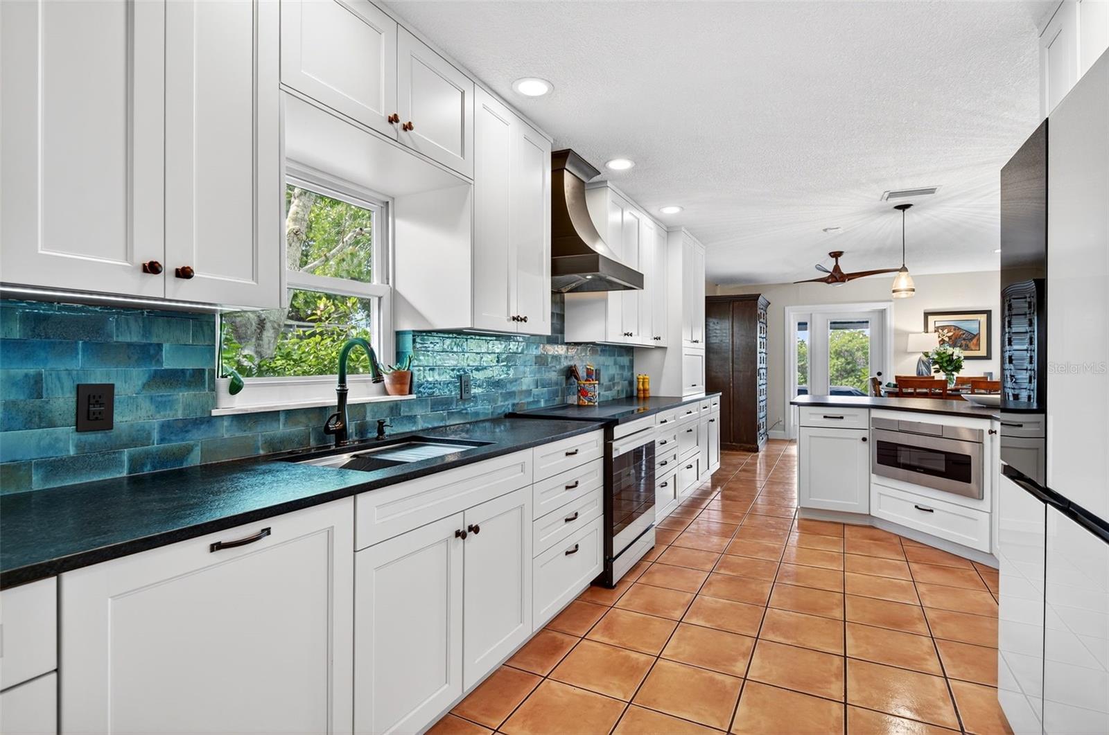 4624 BAY CREST DR, TAMPA, FL, 33615