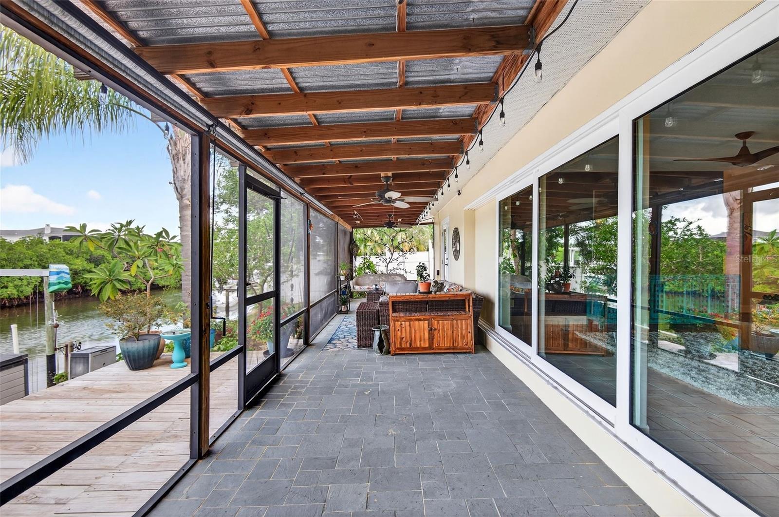 4624 BAY CREST DR, TAMPA, FL, 33615