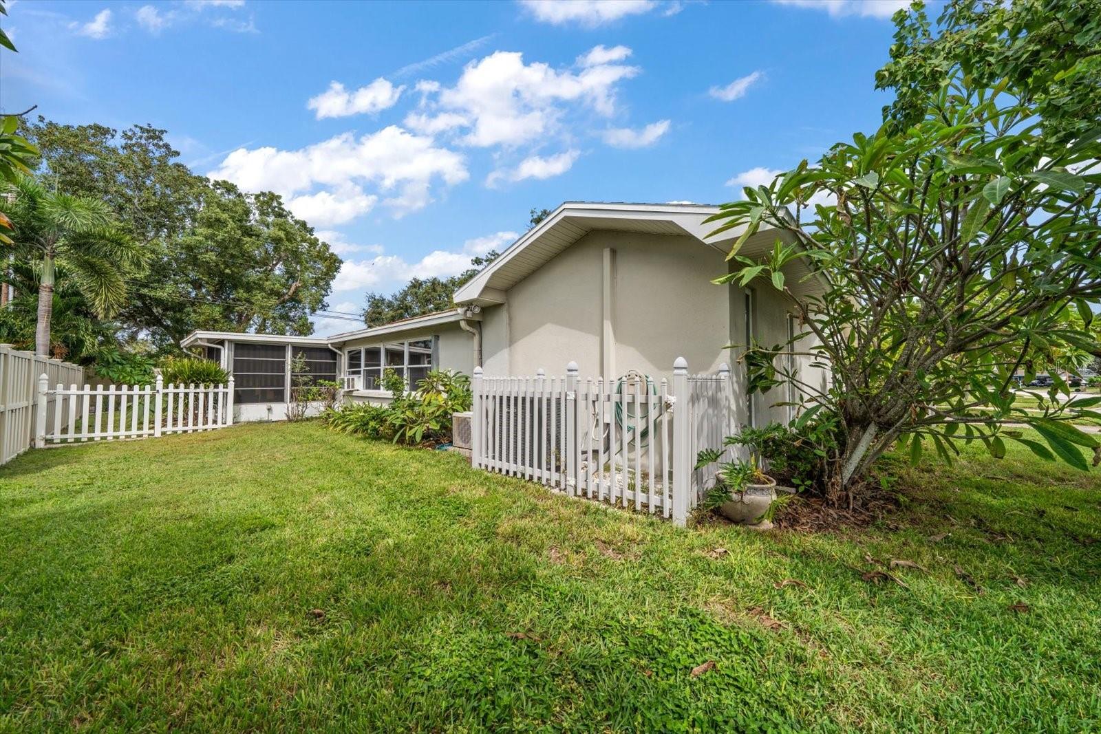 11040 141ST WAY, LARGO, FL, 33774