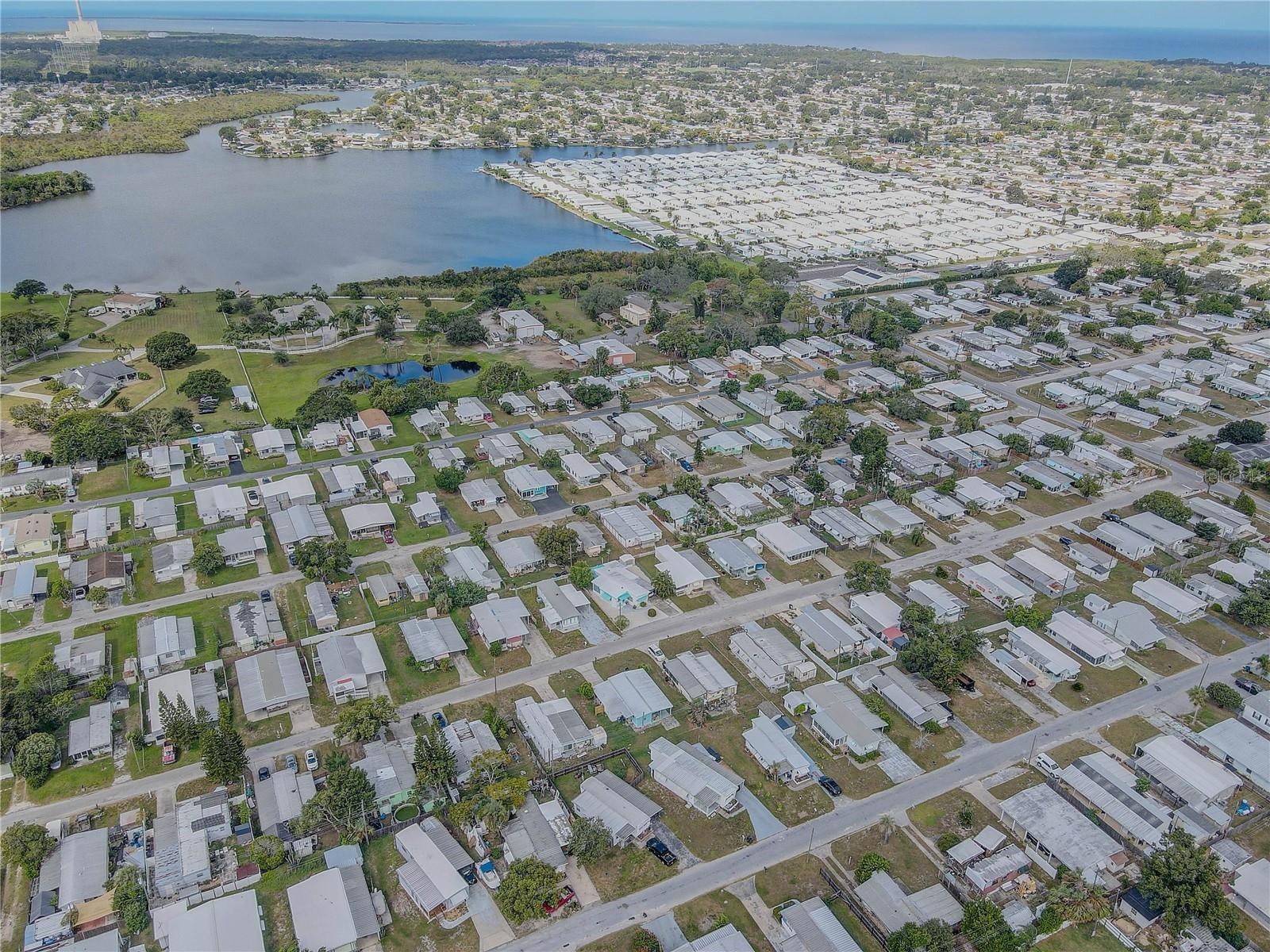 1852 HOYLE DR, HOLIDAY, FL, 34691