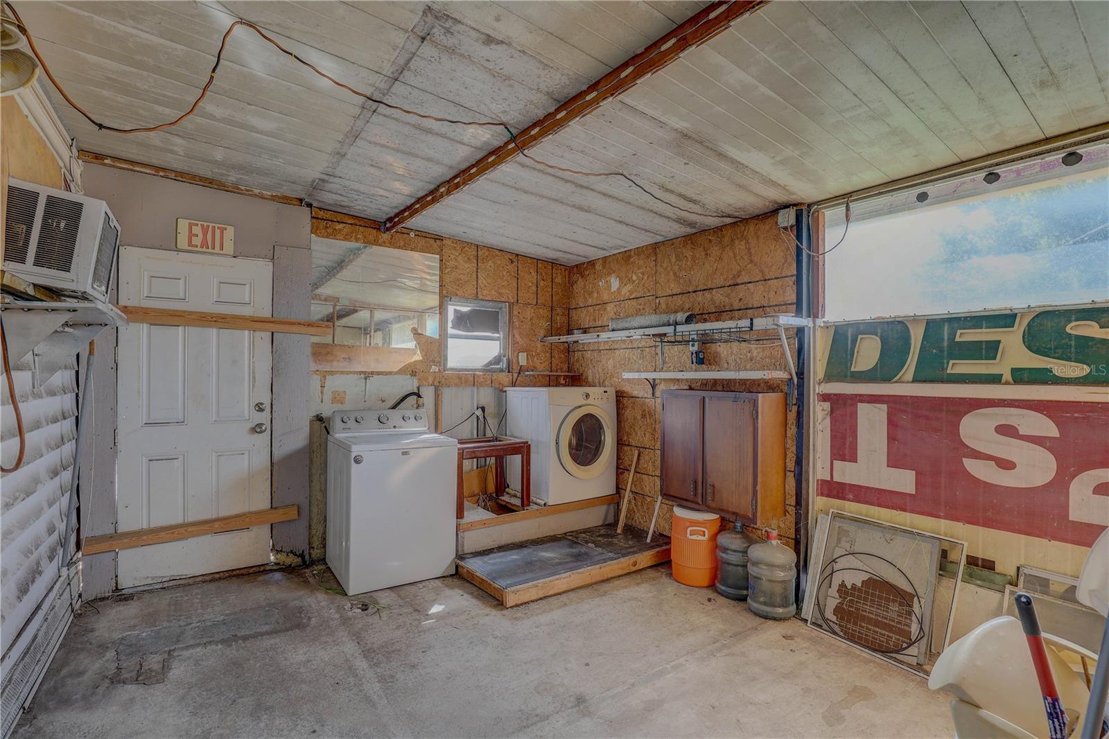 1852 HOYLE DR, HOLIDAY, FL, 34691