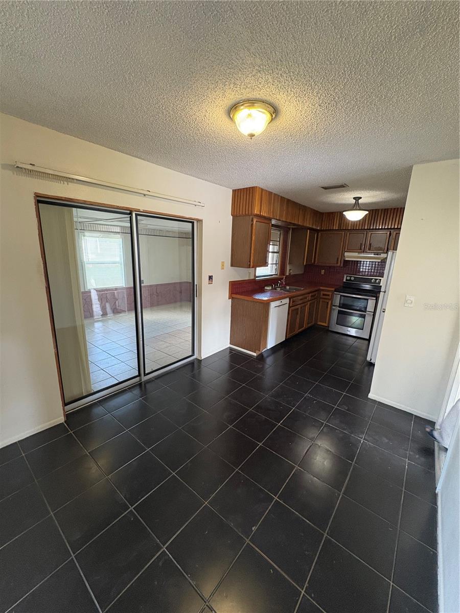 6259 108TH AVE N, PINELLAS PARK, FL, 33782