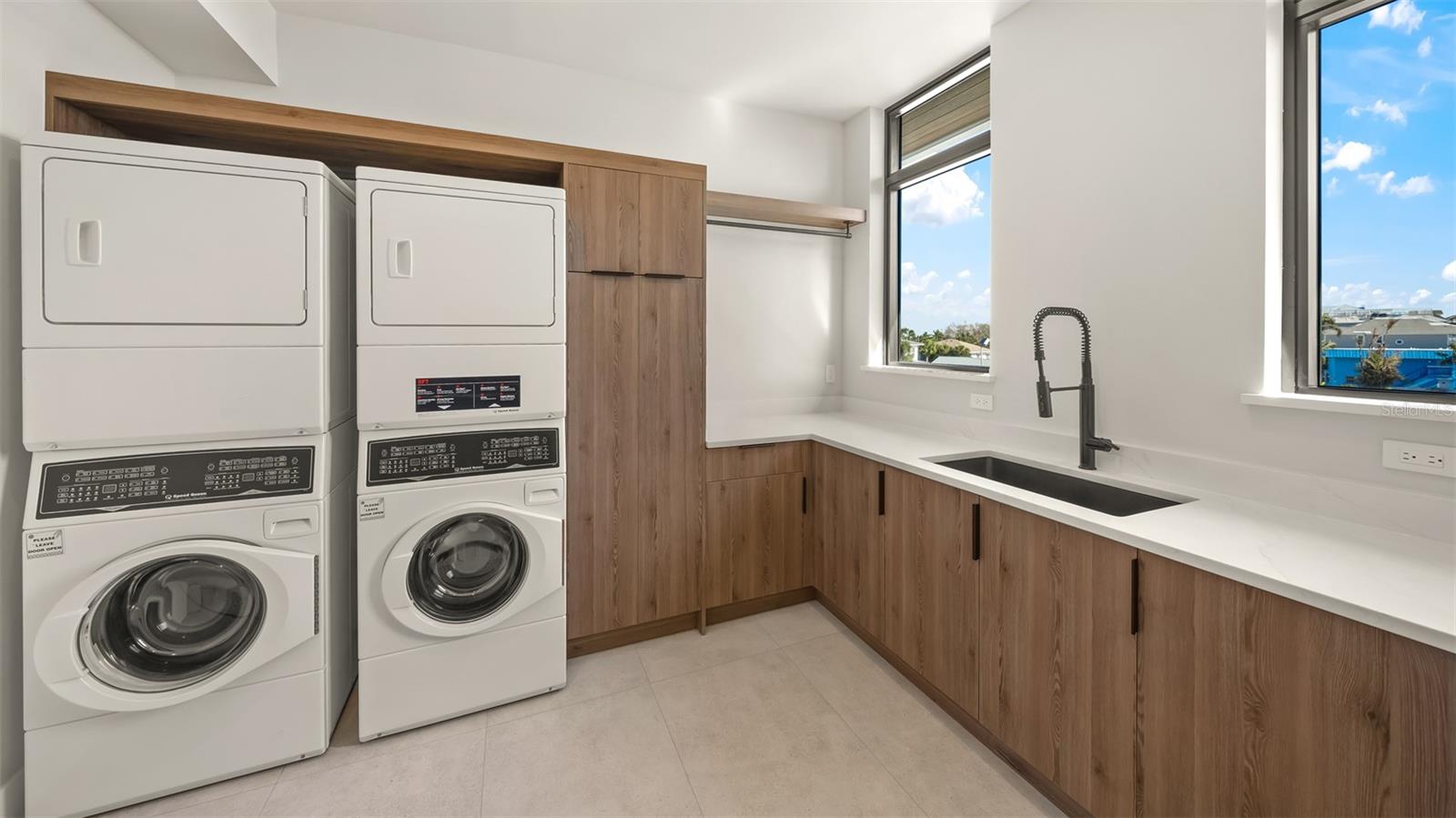 5507 CALLE DEL INVIERNO, SARASOTA, FL, 34242