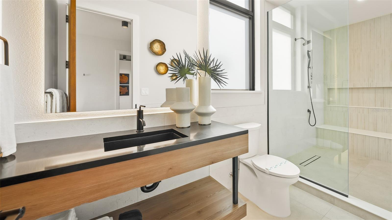 5507 CALLE DEL INVIERNO, SARASOTA, FL, 34242