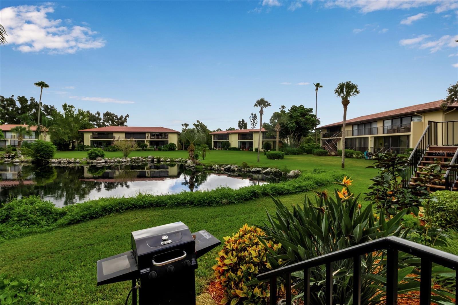 6472 SEAGULL DR #305, BRADENTON, FL, 34210