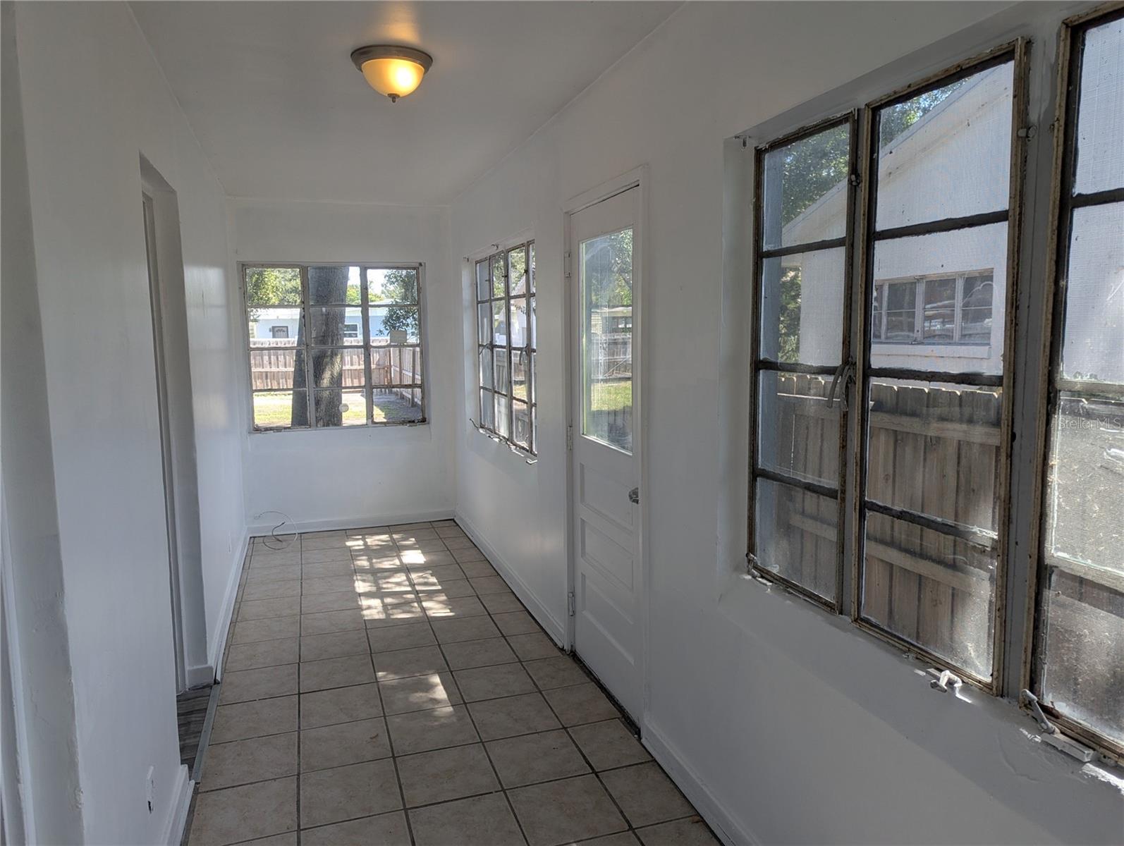 3834 DR MARTIN LUTHER KING JR ST S, ST PETERSBURG, FL, 33705