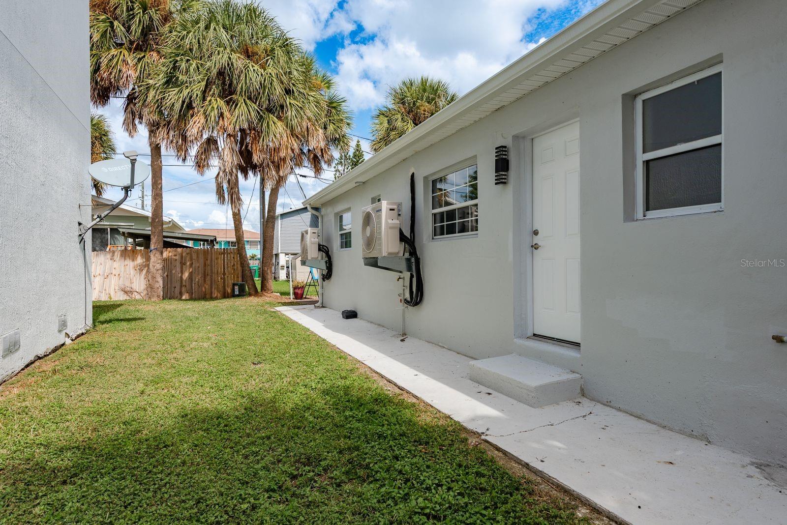 14225 PALM ST #3, MADEIRA BEACH, FL, 33708