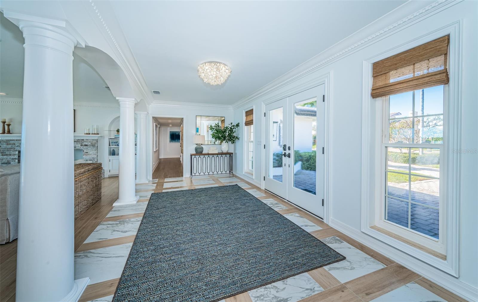 TB8435573 Property Photo