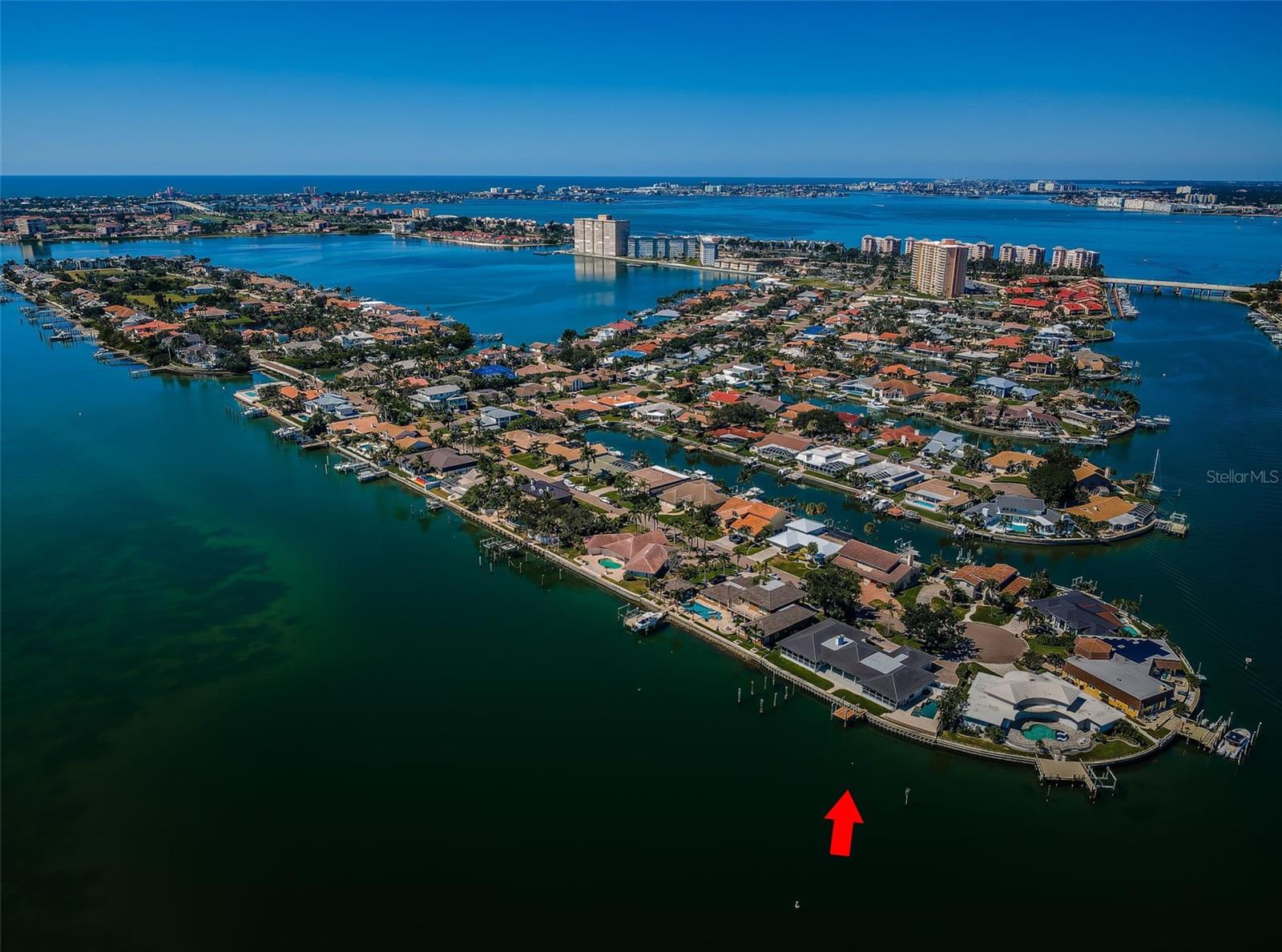 TB8435573 Property Photo