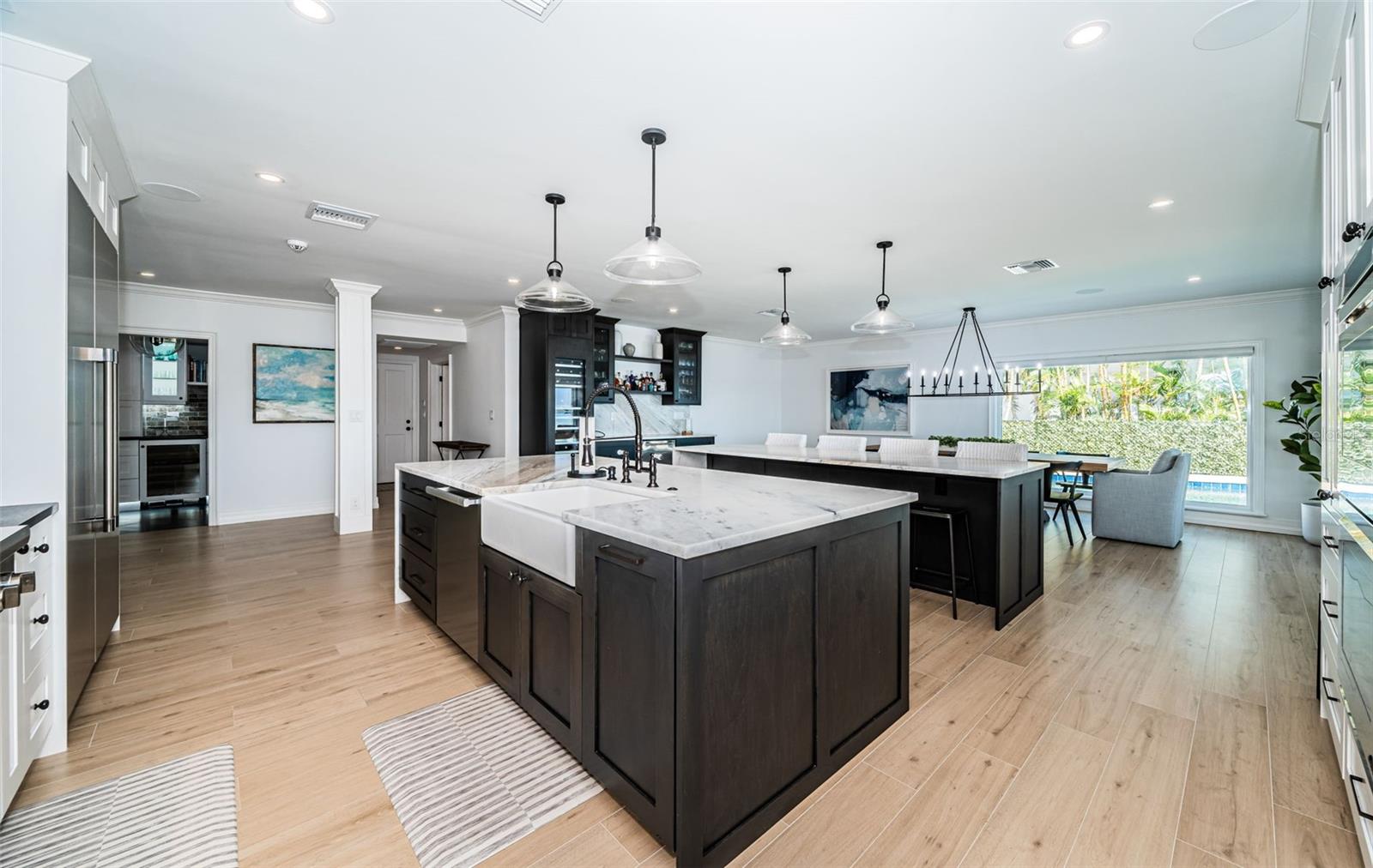 TB8435573 Property Photo