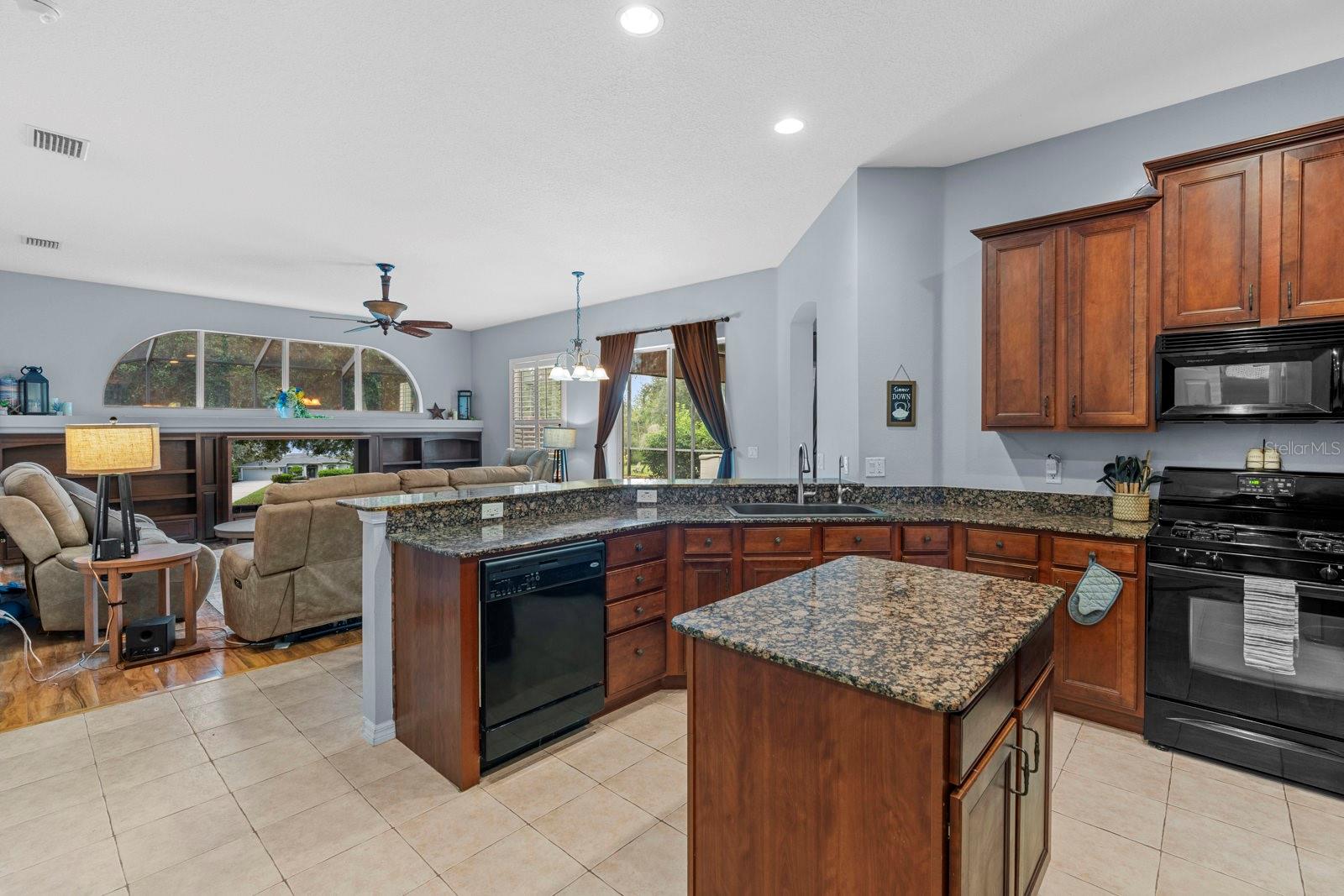 12251 CREEK EDGE DR, RIVERVIEW, FL, 33579