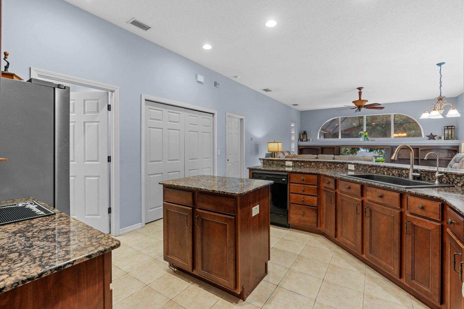 12251 CREEK EDGE DR, RIVERVIEW, FL, 33579