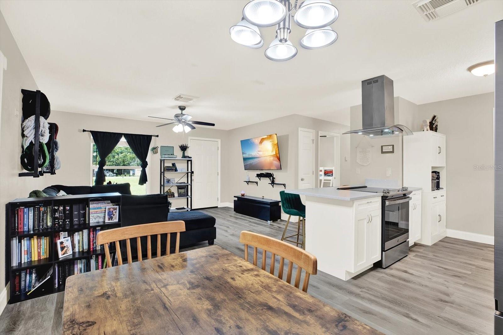 2133 S COLONIAL AVE, HOMOSASSA, FL, 34448