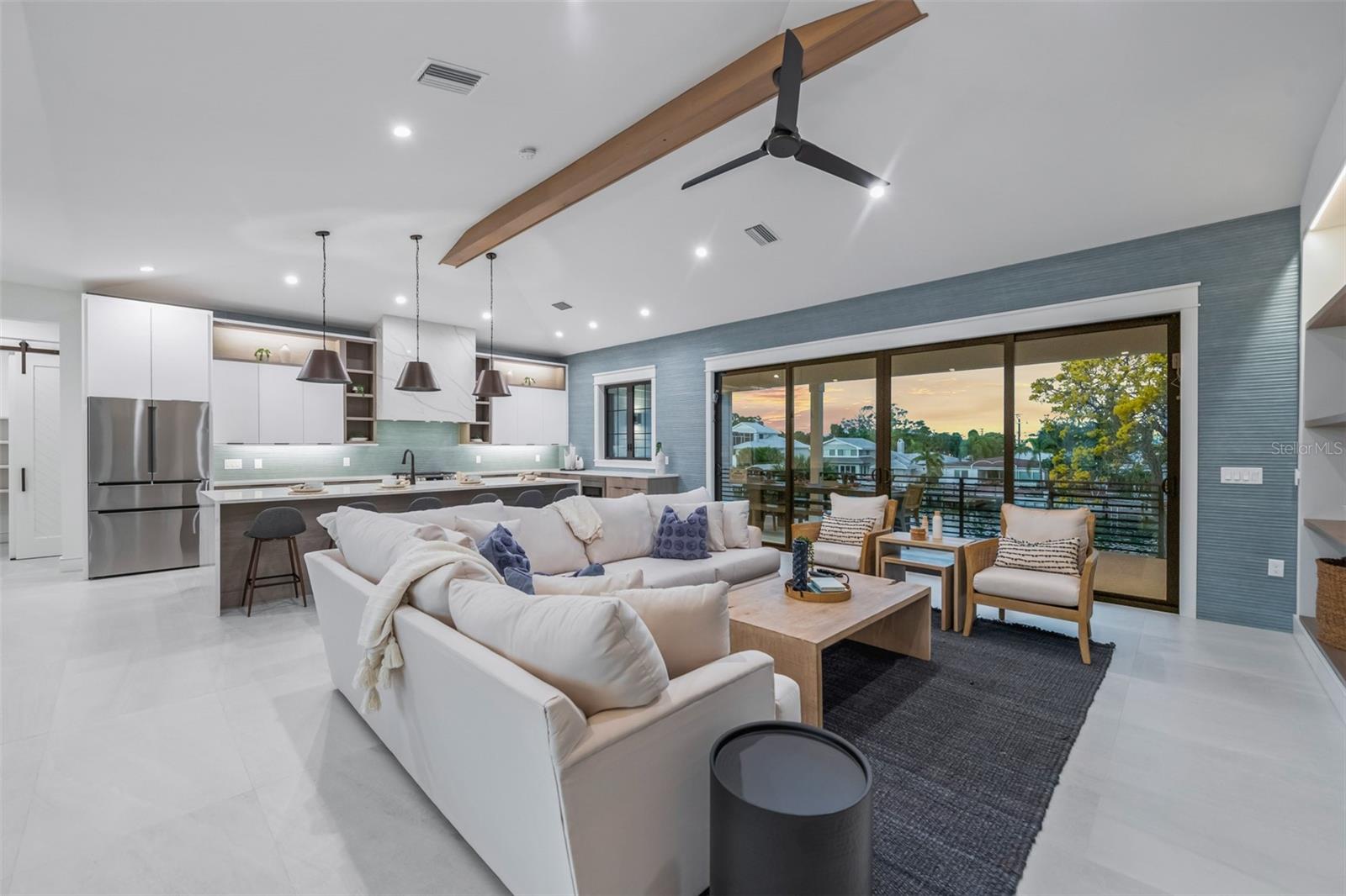 A4667696 Property Photo