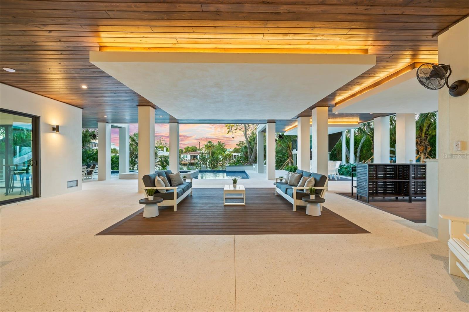 A4667696 Property Photo