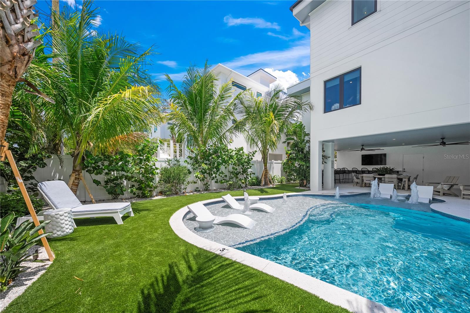 A4667697 Property Photo