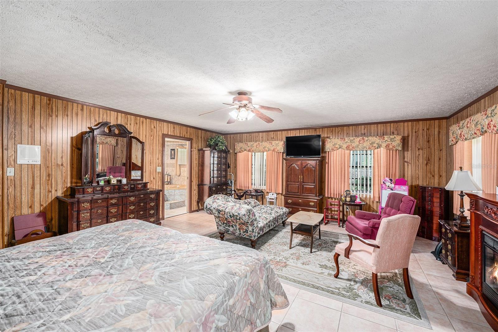 5105 N 45TH ST, TAMPA, FL, 33610