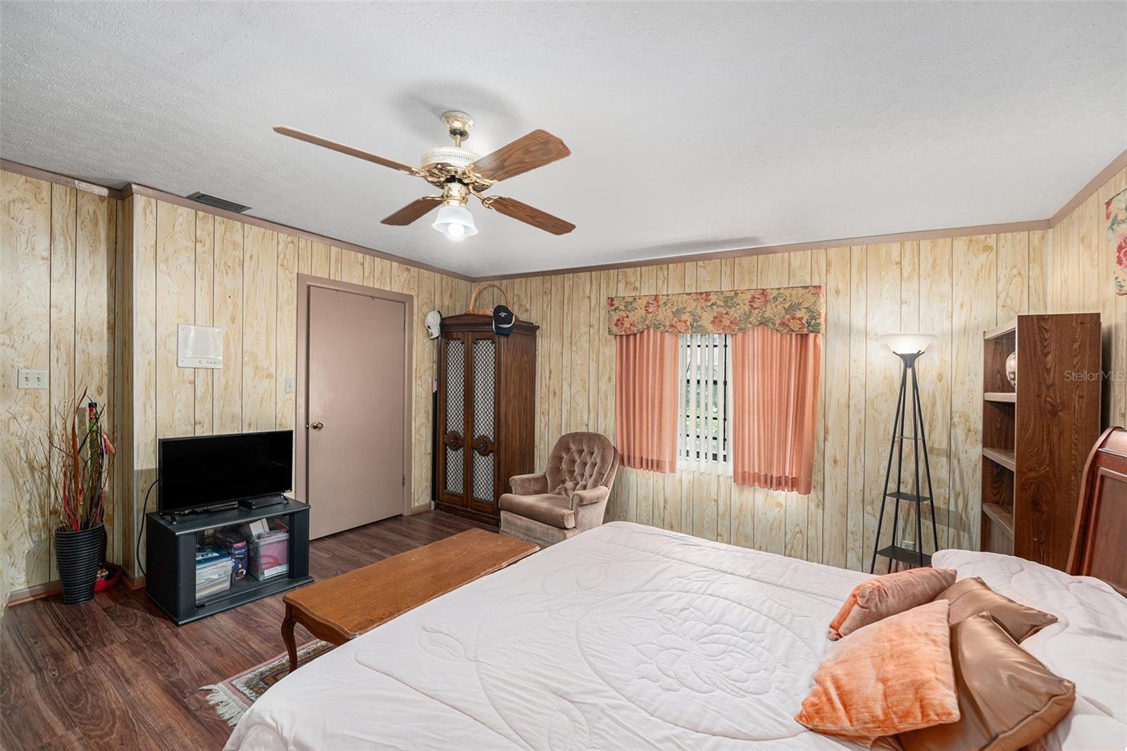 5105 N 45TH ST, TAMPA, FL, 33610