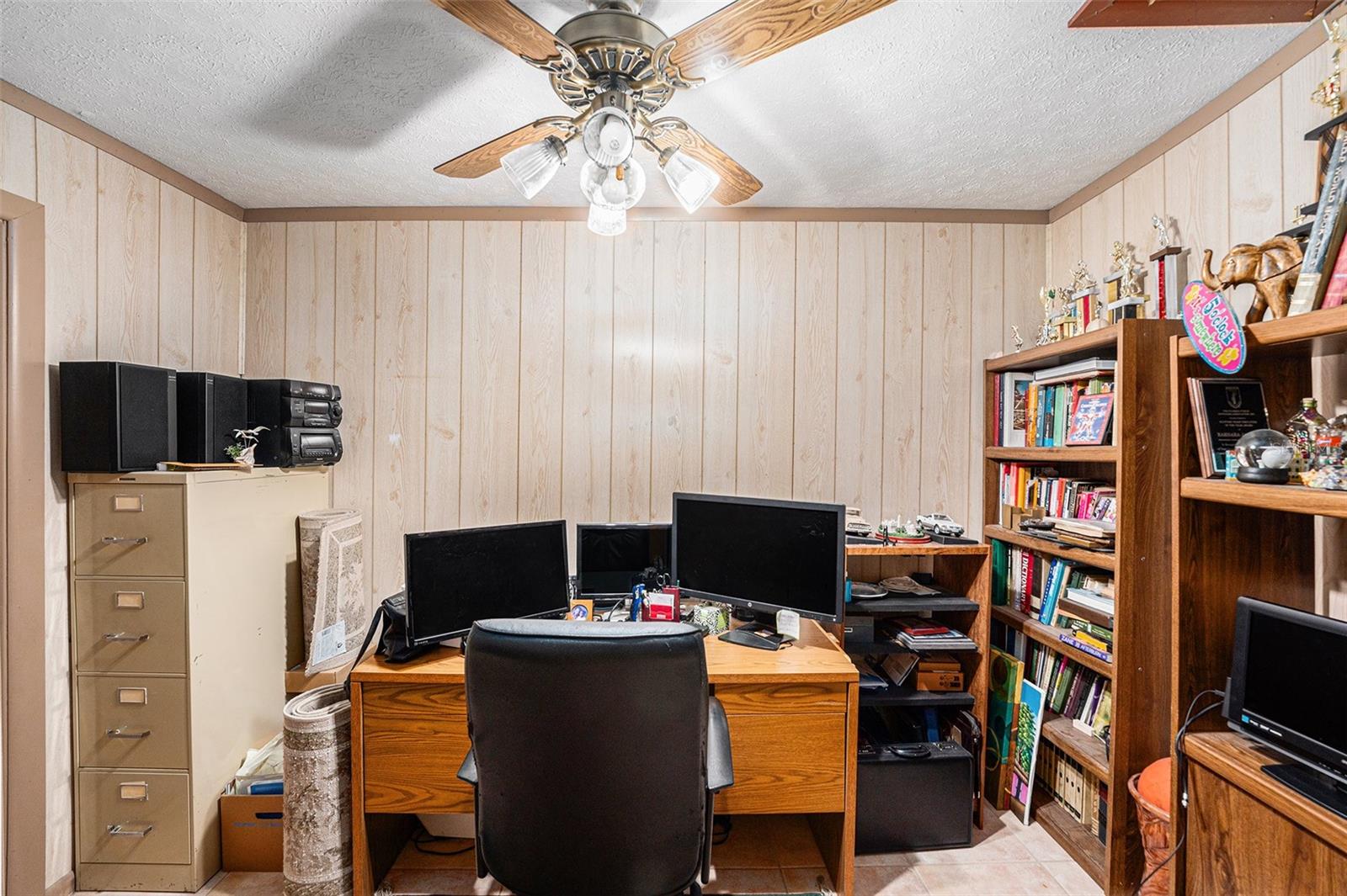 5105 N 45TH ST, TAMPA, FL, 33610