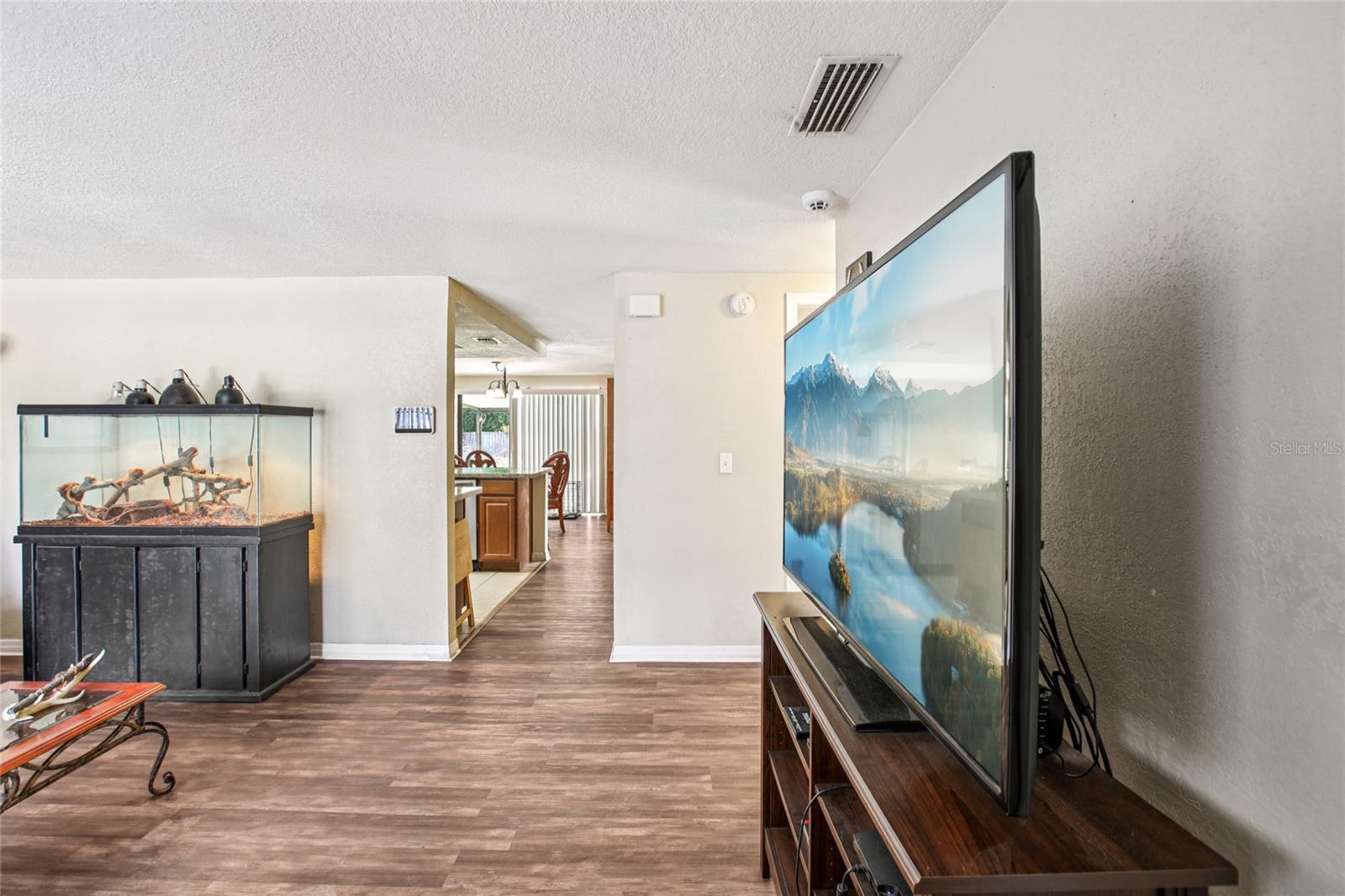 1304 SEFFNER VALRICO RD, SEFFNER, FL, 33584