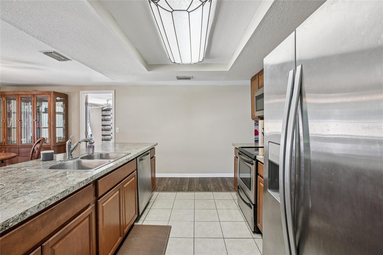 1304 SEFFNER VALRICO RD, SEFFNER, FL, 33584