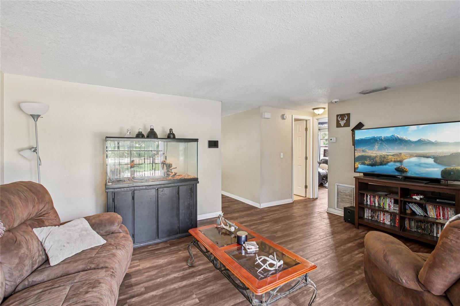 1304 SEFFNER VALRICO RD, SEFFNER, FL, 33584