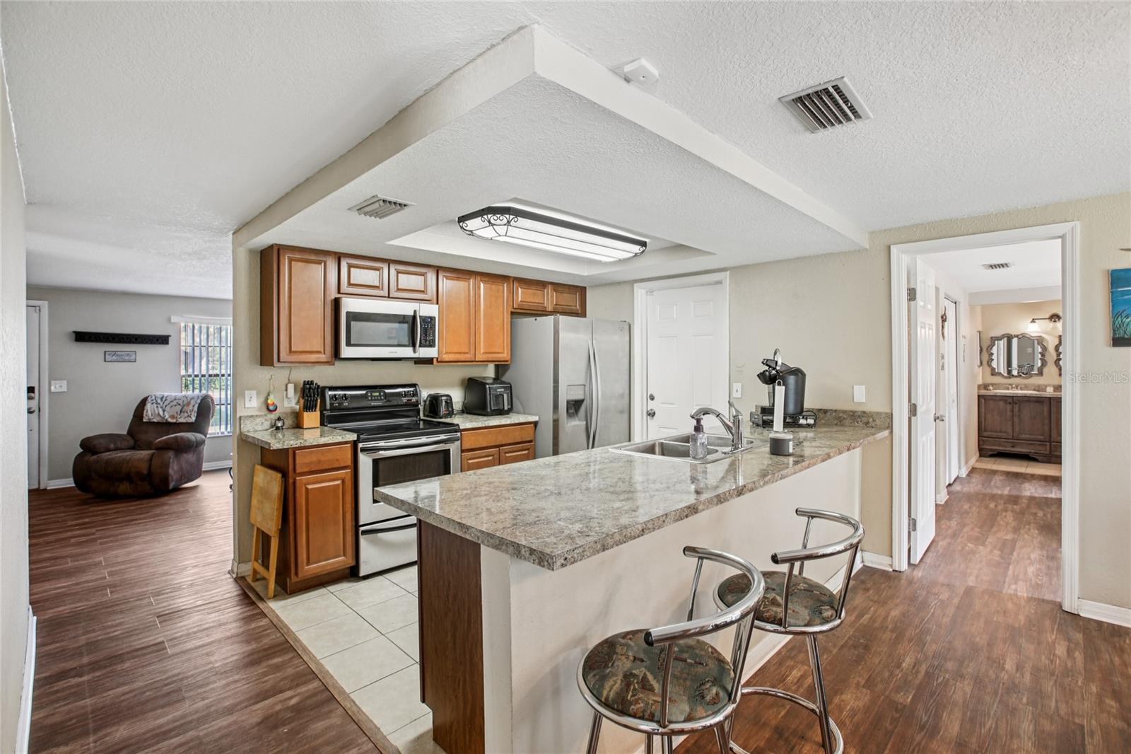 1304 SEFFNER VALRICO RD, SEFFNER, FL, 33584