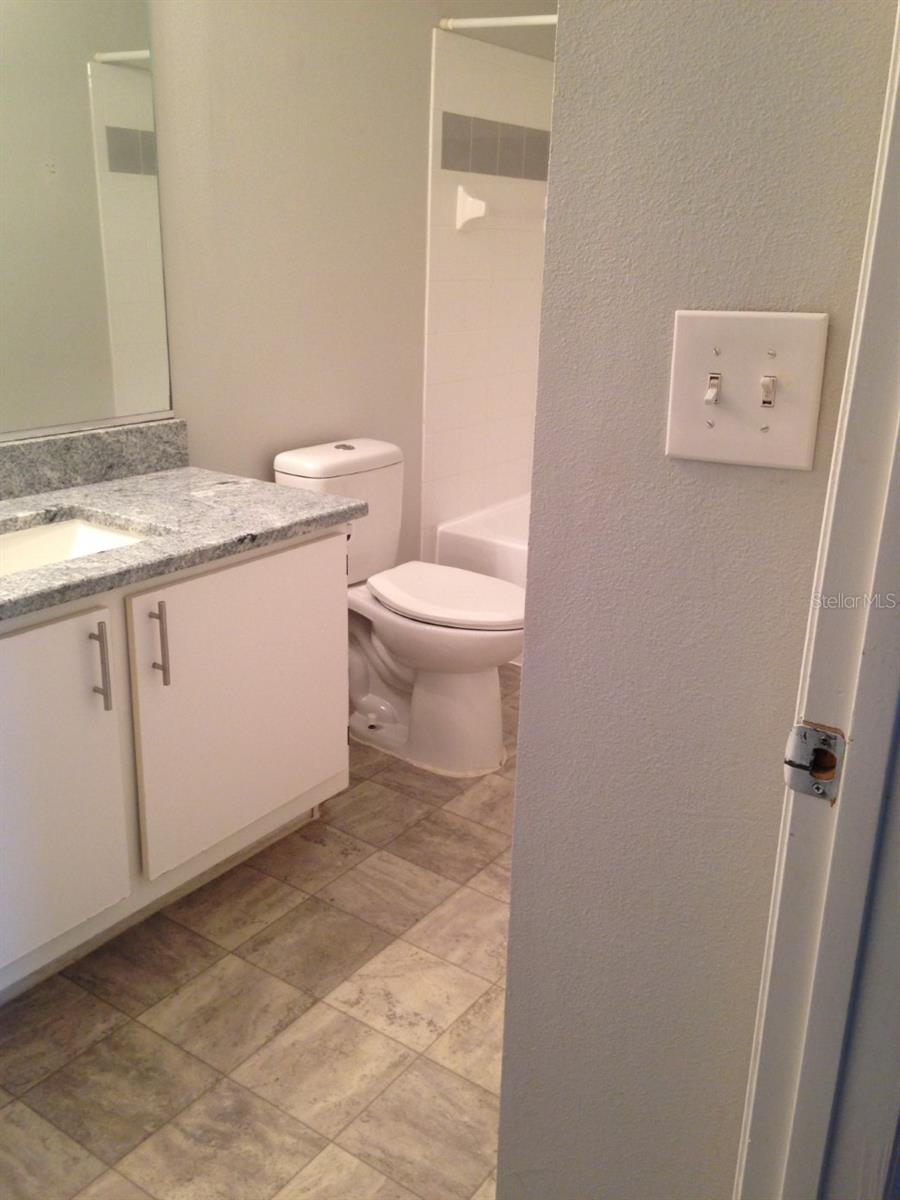 5608 PINNACLE HEIGHTS CIR #208, TAMPA, FL, 33624