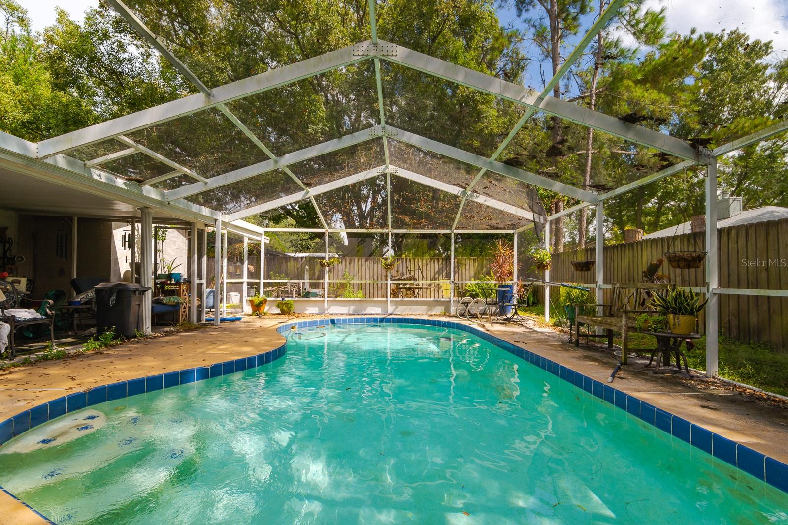 17645 MEADOWBRIDGE DR, LUTZ, FL, 33549