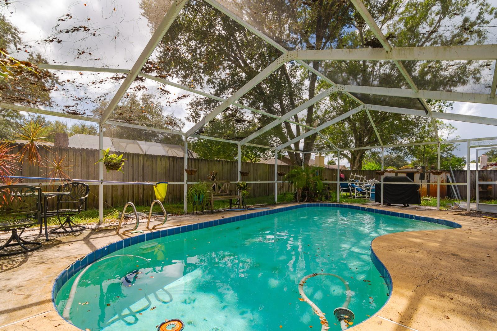 17645 MEADOWBRIDGE DR, LUTZ, FL, 33549