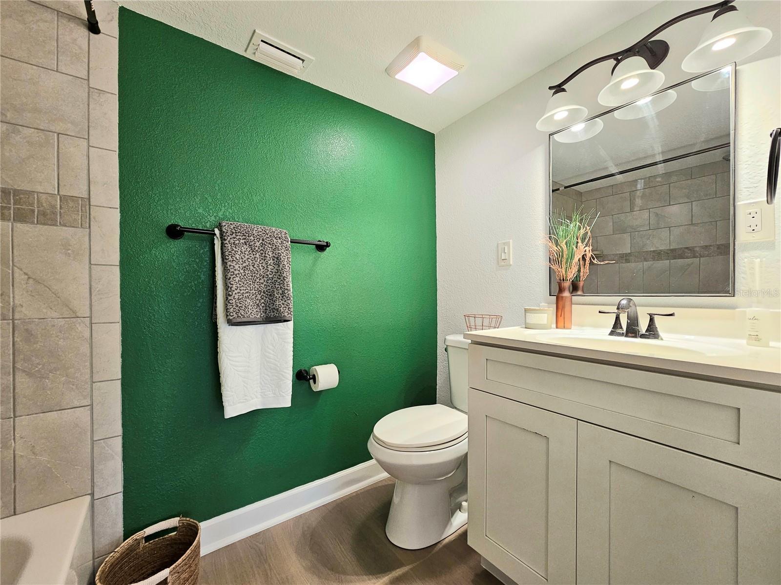 A4667706 Property Photo