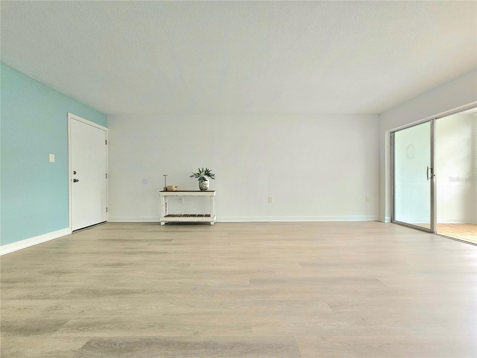 A4667706 Property Photo